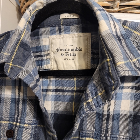 Abercrombie & Fitch Flannel Shirt Mens Sz S Blue Multi Muscle Long Sleeve Plaid - Picture 4 of 8